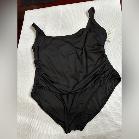 Anne Cole Black One-Piece Swimsuit 22W Women’s Plus Size - Picture 5 of 12